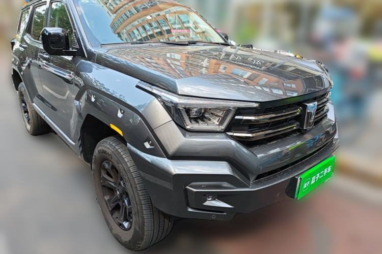 Used Tank 400 New Energy 2024 Hi4-T Off-Road Edition Front Right 45 Deg