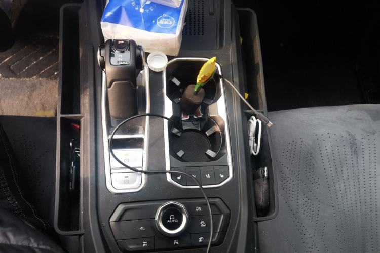 Used Tank 400 New Energy 2024 Hi4-T City Edition Gear Lever