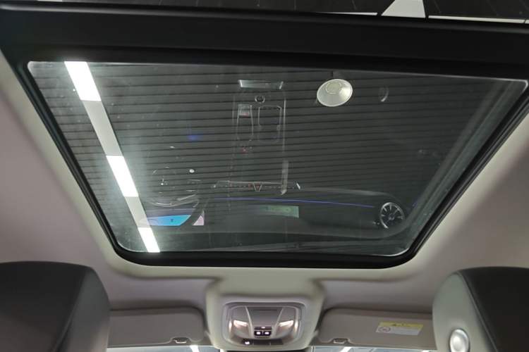 Used Tank 400 New Energy 2024 Hi4-T Off-Road Edition Headliner