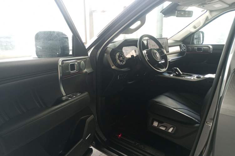 Used Tank 400 New Energy 2024 Hi4-T Off-Road Edition Interior 3