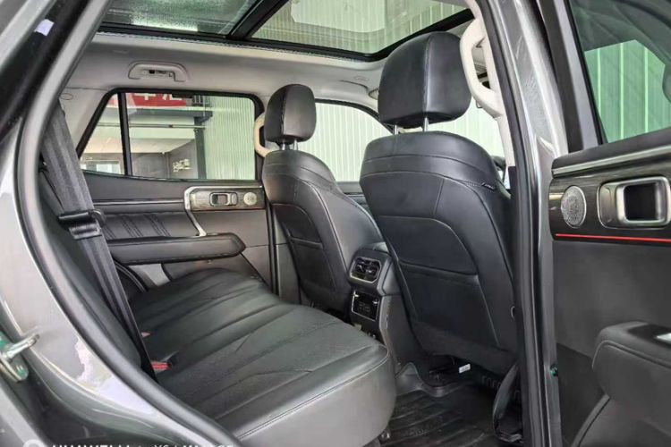 Used Tank 400 New Energy 2024 Hi4-T Off-Road Edition Interior 5