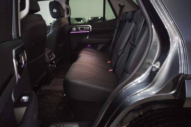 Used Tank 400 New Energy 2024 Hi4-T Off-Road Edition Left Rear Seat