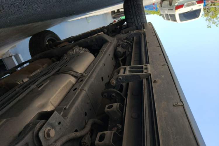 Used Tank 400 New Energy 2024 Hi4-T Off-Road Edition Left Side Sill