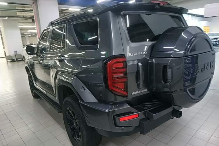 Used Tank 400 New Energy 2024 Hi4-T Off-Road Edition Rear Left 45 Deg