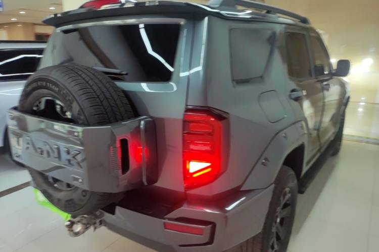 Used Tank 400 New Energy 2024 Hi4-T Off-Road Edition Rear Right 45 Deg