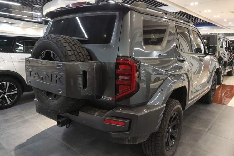Used Tank 400 New Energy 2024 Hi4-T Off-Road Edition Rear Right 45 Deg