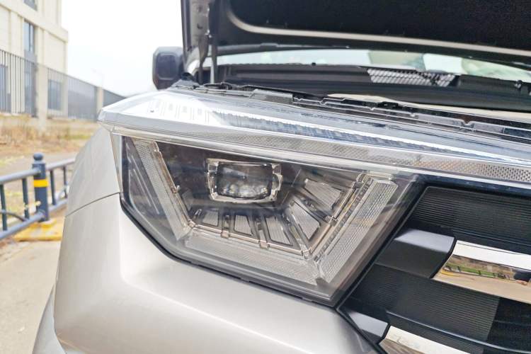 Used Tank 400 New Energy 2024 Hi4-T City Edition Right Front Headlight