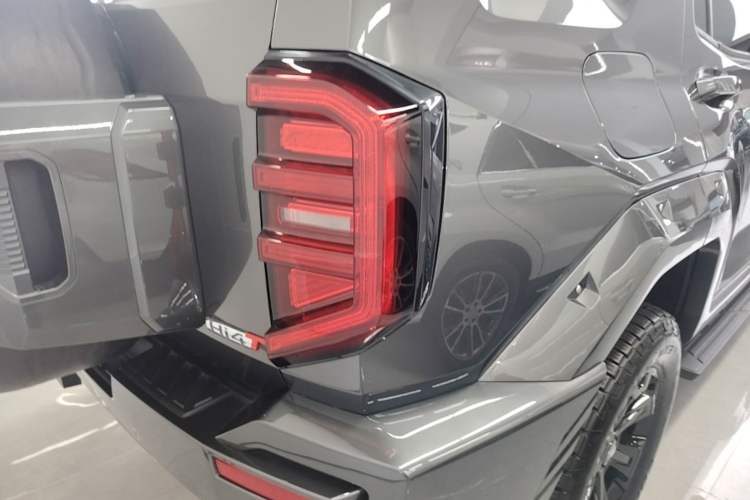 Used Tank 400 New Energy 2024 Hi4-T City Edition Right Rear Taillight