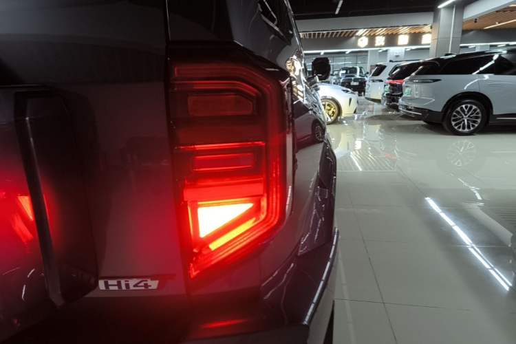Used Tank 400 New Energy 2024 Hi4-T Off-Road Edition Right Rear Taillight