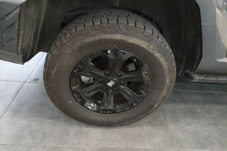 Used Tank 400 New Energy 2024 Hi4-T Off-Road Edition Right Rear Wheel Hub