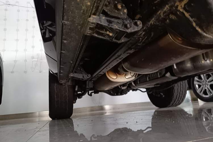 Used Tank 400 New Energy 2024 Hi4-T City Edition Right Side Sill