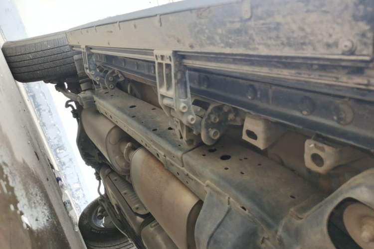 Used Tank 400 New Energy 2024 Hi4-T City Edition Right Side Sill