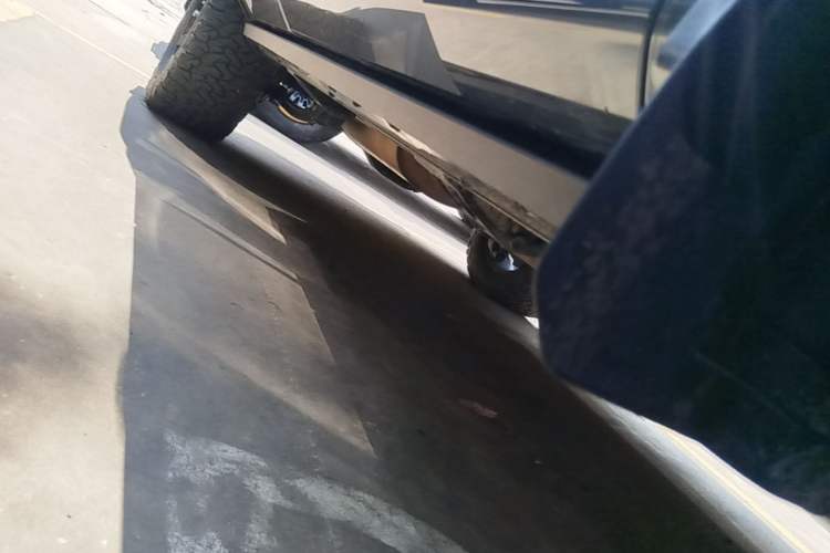 Used Tank 400 New Energy 2024 Hi4-T City Edition Right Side Sill