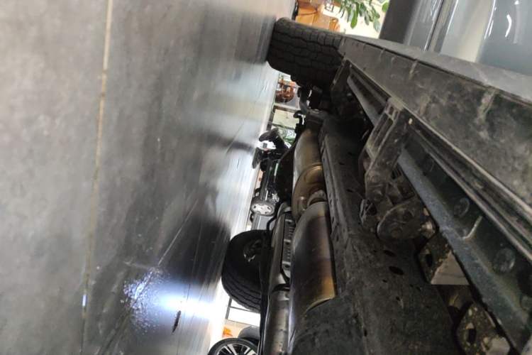 Used Tank 400 New Energy 2024 Hi4-T Off-Road Edition Right Side Sill