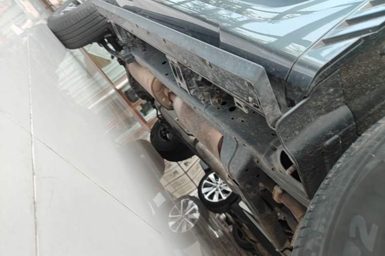Used Tank 400 New Energy 2024 Hi4-T Off-Road Edition Right Side Sill