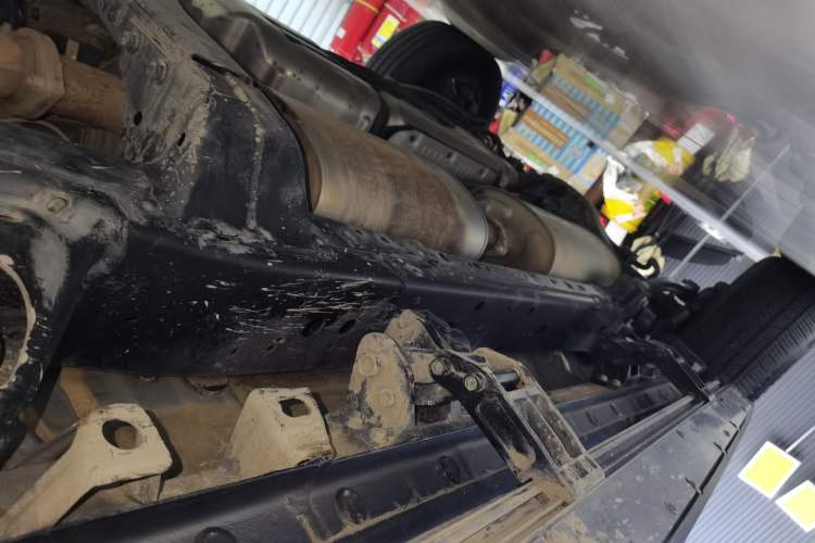 Used Tank 400 New Energy 2024 Hi4-T Off-Road Edition Right Side Sill