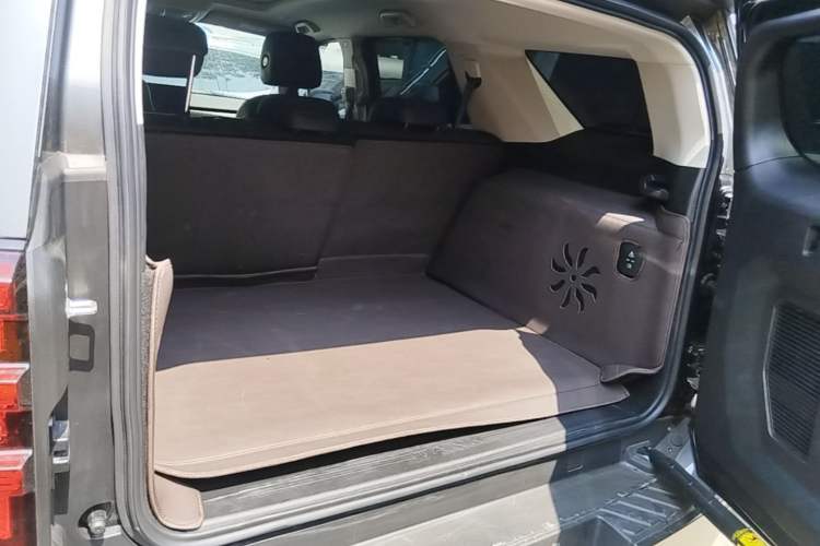 Used Tank 400 New Energy 2024 Hi4-T City Edition Trunk