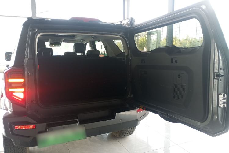 Used Tank 400 New Energy 2024 Hi4-T Off-Road Edition Trunk