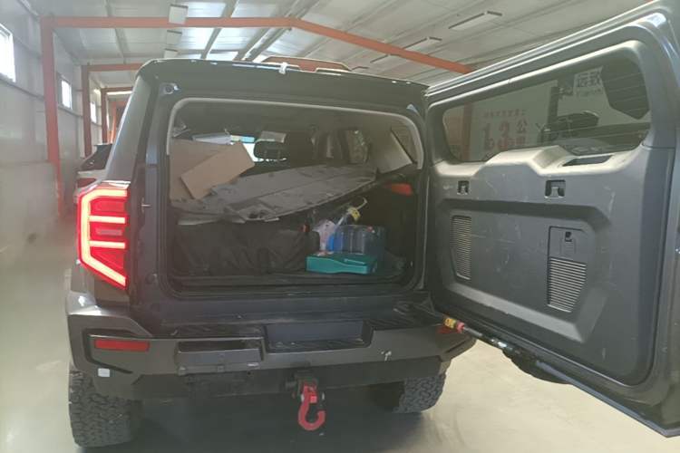 Used Tank 400 New Energy 2024 Hi4-T Off-Road Edition Trunk