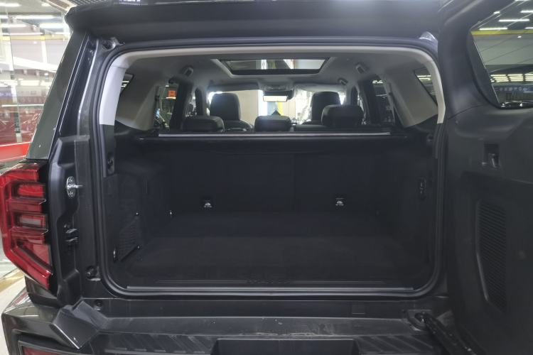 Used Tank 400 New Energy 2024 Hi4-T Off-Road Edition Trunk
