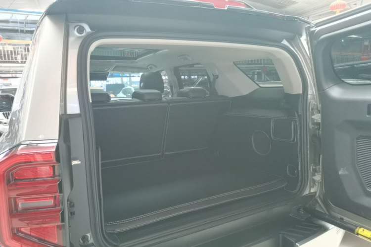 Used Tank 400 New Energy 2024 Hi4-T City Edition Trunk