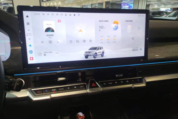 Used Tank 400 New Energy 2024 Hi4-T Off-Road Edition Audio And AC Panel