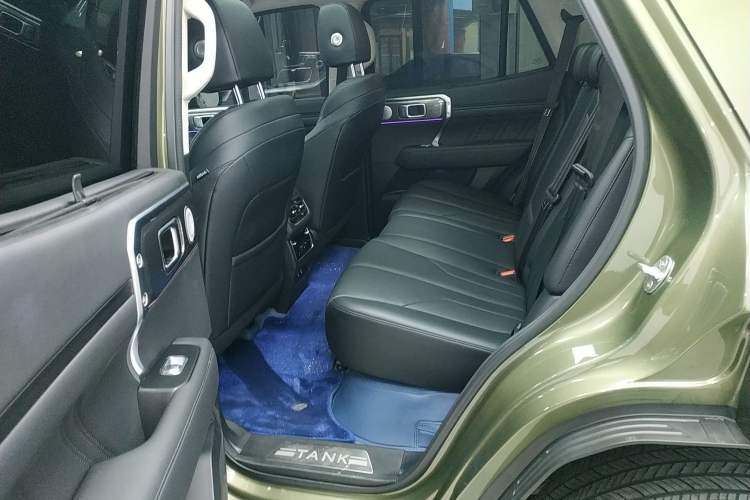 Used Tank 400 New Energy 2024 Hi4-T Off-Road Edition Left Rear Seat