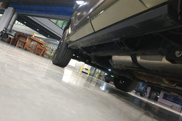 Used Tank 400 New Energy 2024 Hi4-T Off-Road Edition Left Side Sill