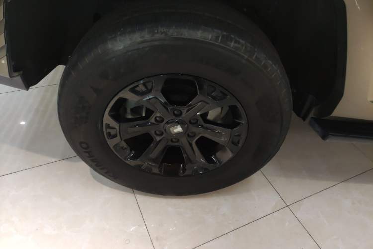 Used Tank 400 New Energy 2024 Hi4-T Off-Road Edition Right Rear Wheel Hub