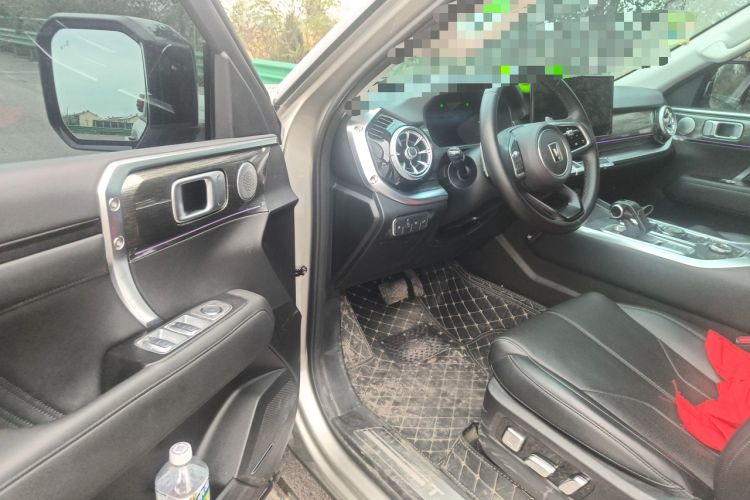 Used Tank 400 New Energy 2024 Hi4-T Off-Road Edition Driver Seat