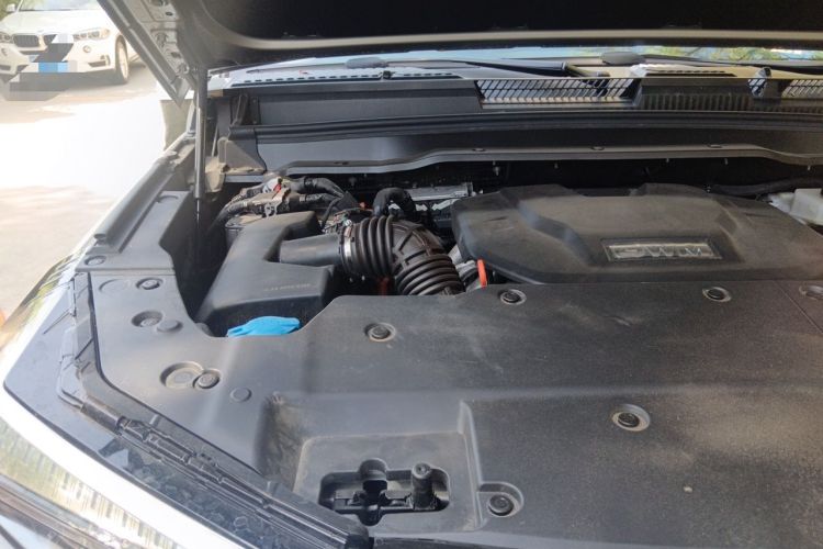 Used Tank 400 New Energy 2024 Hi4-T City Edition Engine Bay Right