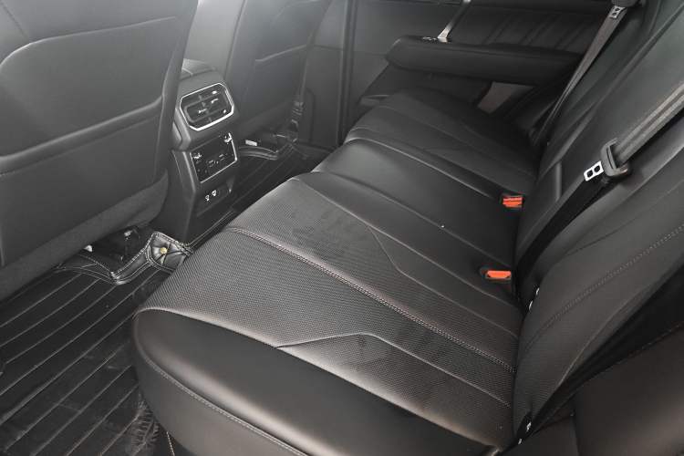 Used Tank 400 New Energy 2024 Hi4-T City Edition Interior 1