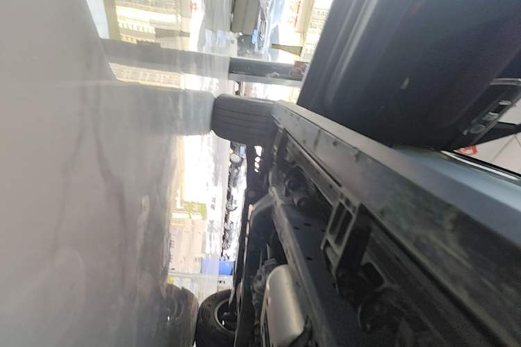 Used Tank 400 New Energy 2024 Hi4-T Off-Road Edition Left Side Sill