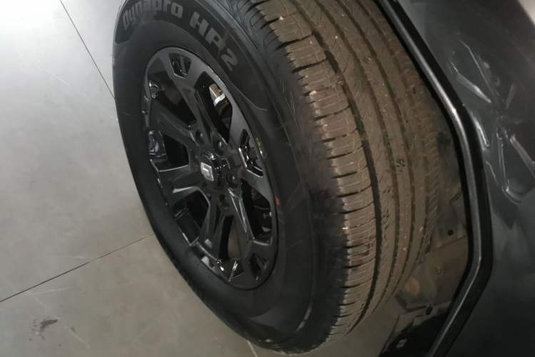 Used Tank 400 New Energy 2024 Hi4-T Off-Road Edition Right Rear Wheel Hub