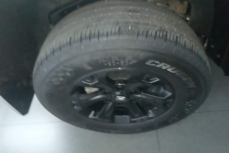 Used Tank 400 New Energy 2024 Hi4-T Off-Road Edition Right Rear Wheel Hub