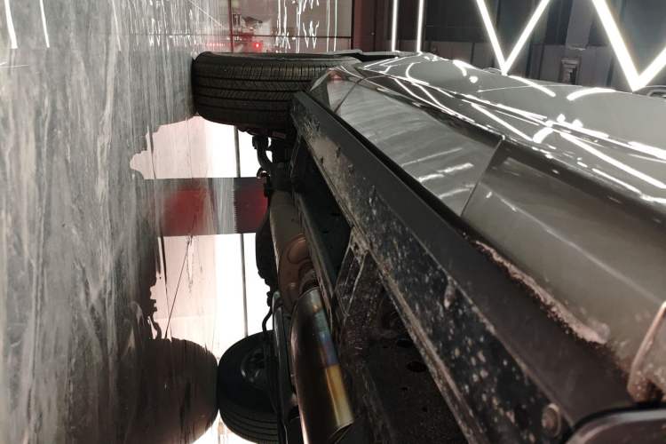 Used Tank 400 New Energy 2024 Hi4-T Off-Road Edition Right Side Sill