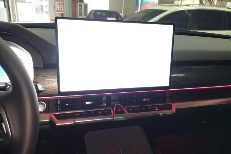 Used Tank 400 New Energy 2026 Model—Hi4-T Smart Enjoyment Version Audio And AC Panel