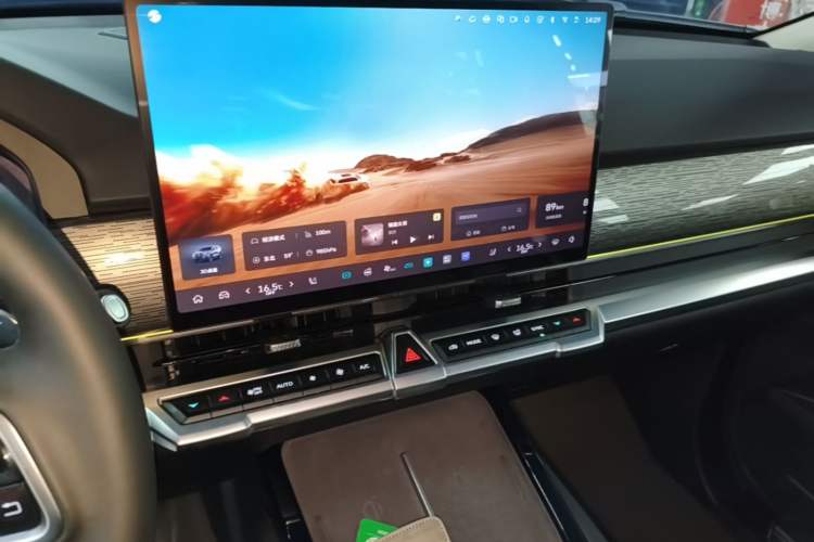 Used Tank 400 New Energy 2026 Model—Hi4-T Smart Enjoyment Version Audio And AC Panel