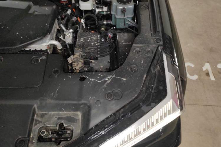 Used Tank 400 New Energy 2026 Model—Hi4-Z Smart Enjoyment Version Engine Bay Left