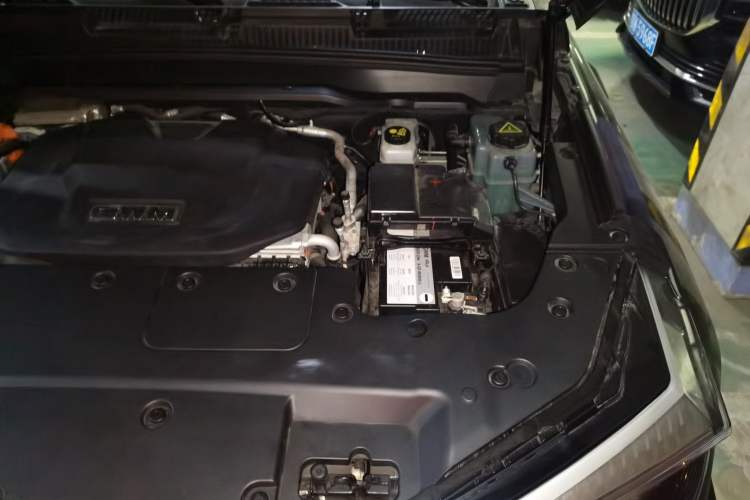Used Tank 400 New Energy 2026 Model—Hi4-T Smart Enjoyment Version Engine Bay Left