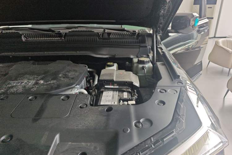 Used Tank 400 New Energy 2026 Model—Hi4-T Smart Enjoyment Version Engine Bay Left