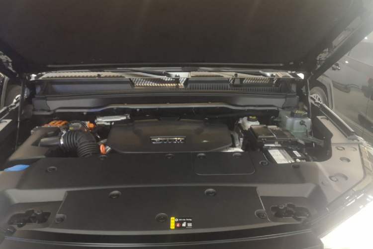 Used Tank 400 New Energy 2026 Model—Hi4-T Smart Enjoyment Version Engine Bay