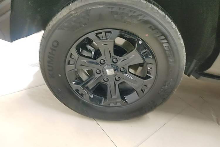 Used Tank 400 New Energy 2026 Model—Hi4-T Smart Enjoyment Version Exterior 5