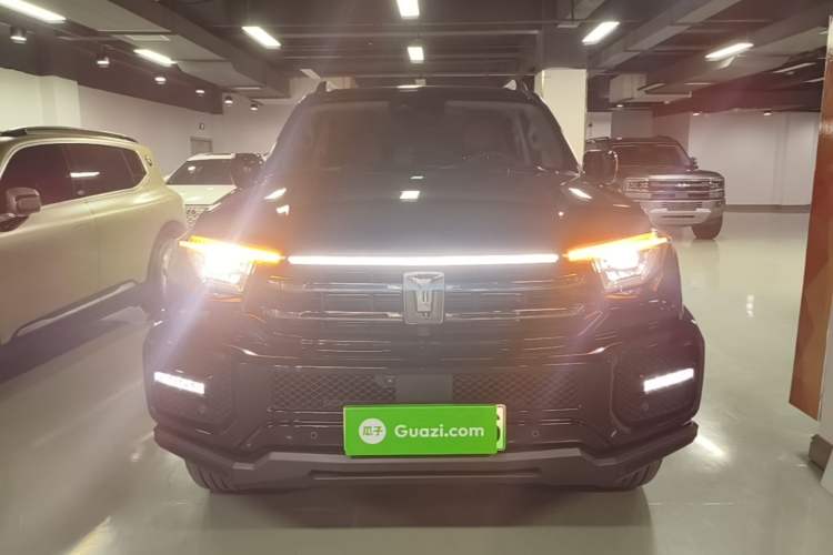 Used Tank 400 New Energy 2026 Model—Hi4-T Front