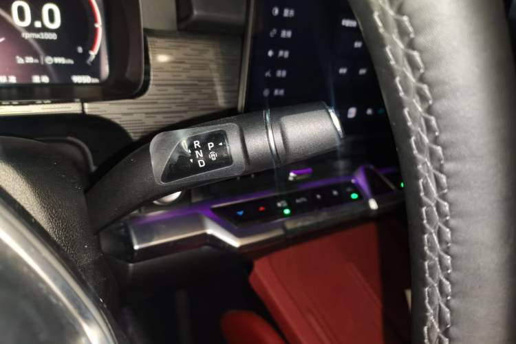Used Tank 400 New Energy 2026 Model—Hi4-T Smart Enjoyment Version Gear Lever