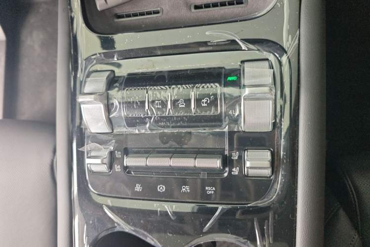 Used Tank 400 New Energy 2026 Model—Hi4-T Smart Enjoyment Version Gear Lever