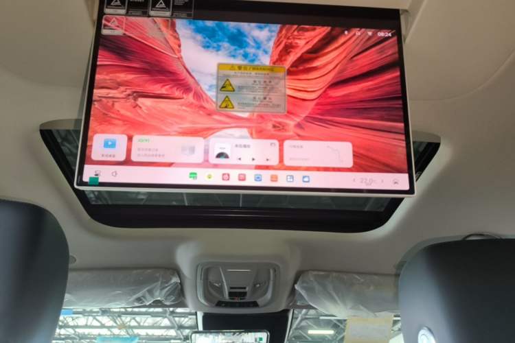 Used Tank 400 New Energy 2026 Model—Hi4-T Smart Enjoyment Version Headliner