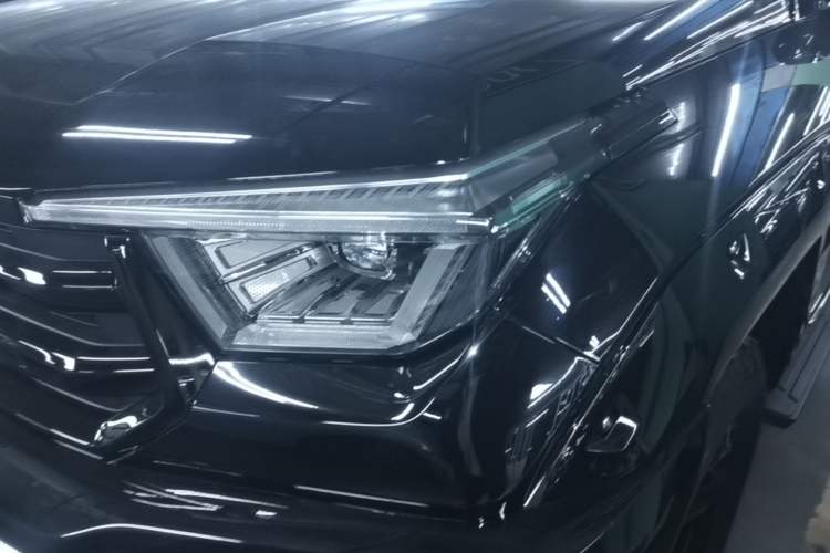 Used Tank 400 New Energy 2026 Model—Hi4-T Smart Enjoyment Version Left Front Headlight