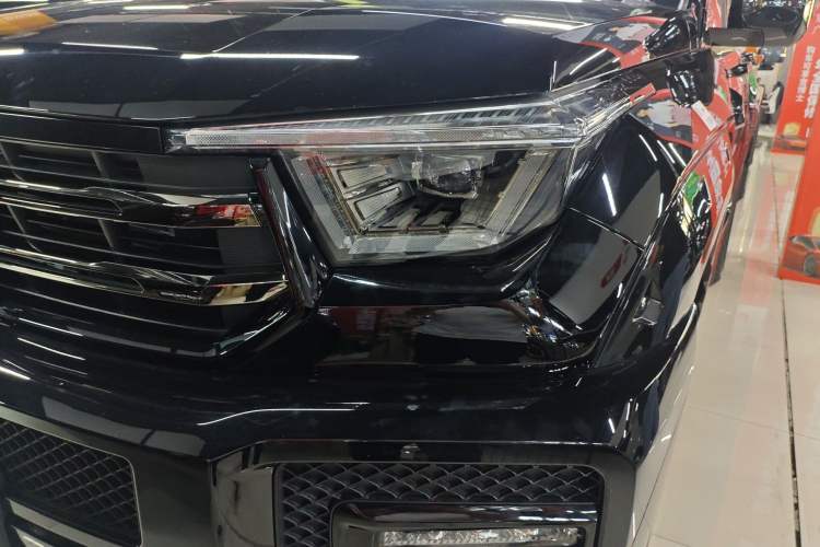 Used Tank 400 New Energy 2026 Model—Hi4-T Smart Enjoyment Version Left Front Headlight
