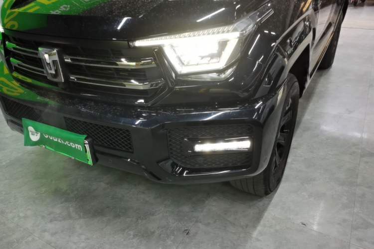 Used Tank 400 New Energy 2026 Model—Hi4-T Smart Enjoyment Version Left Front Headlight